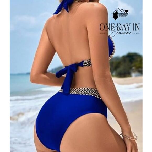 CharmLeaks Halter Bikini Swimsuit Size M - Picture 2 of 6